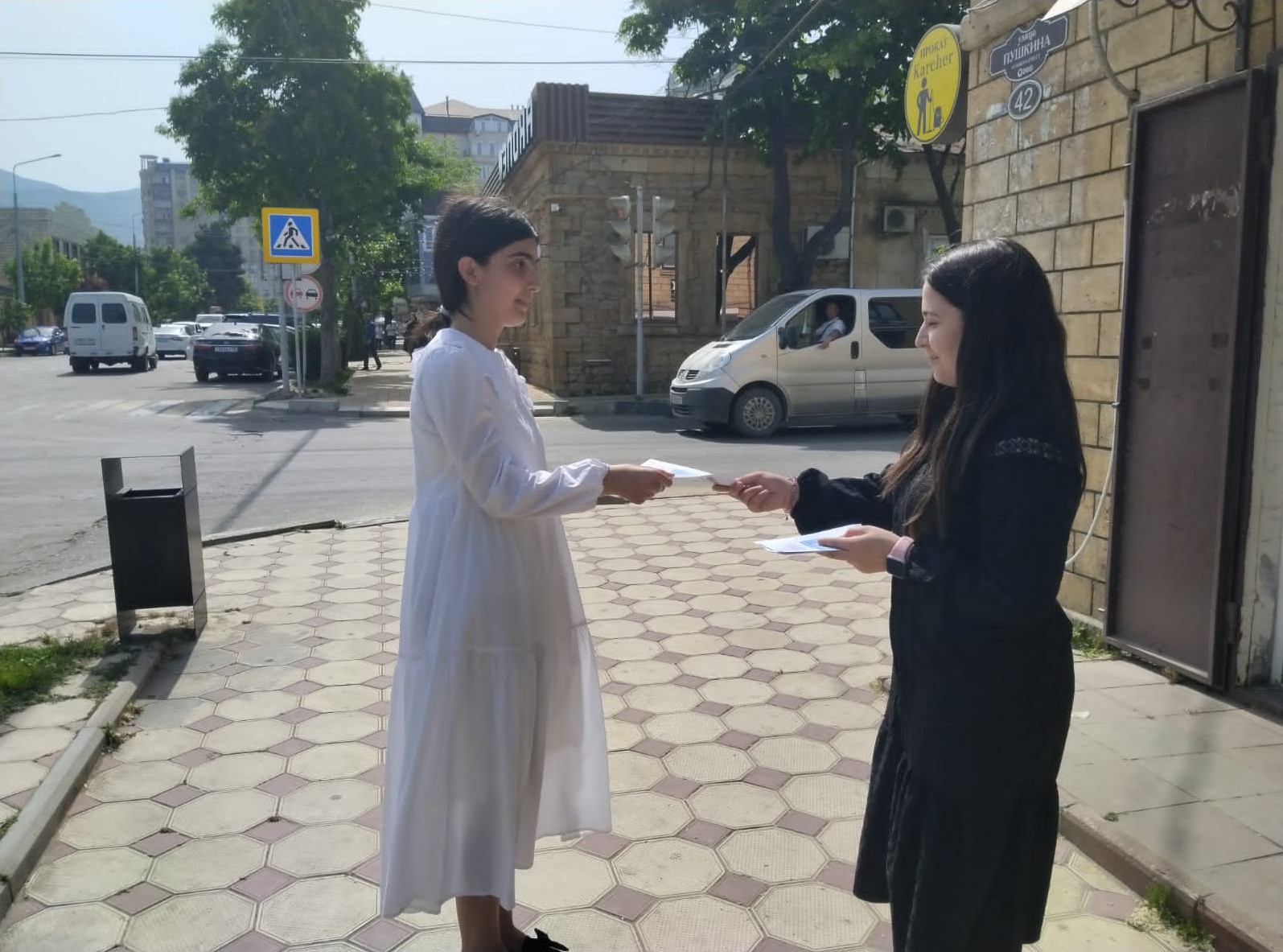 В Дербенте прошла уличная акция «Мы выбираем жизнь»