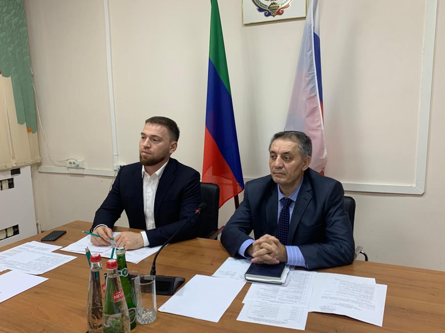 В Минтруда Дагестана обсудили вопросы обеспечения кадровой потребности предприятий оборонно-промышленного комплекса республики.