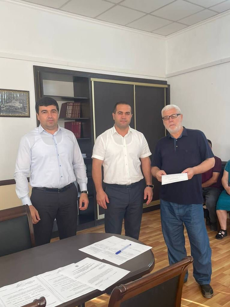 Вручение сертификатов на приобретение жильяинвалидам.