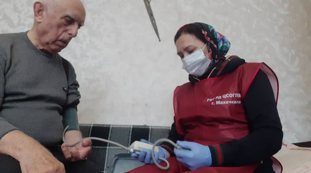 Рабочие будни социального работника.