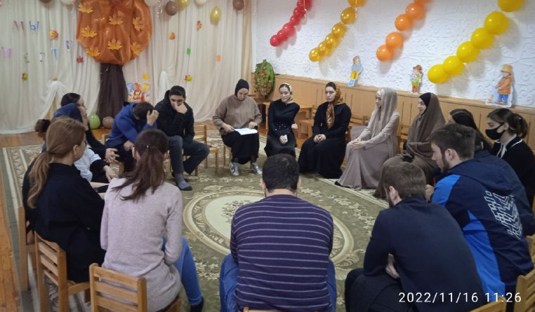 Клуб "Молодоженены" продолжает свою работу.....