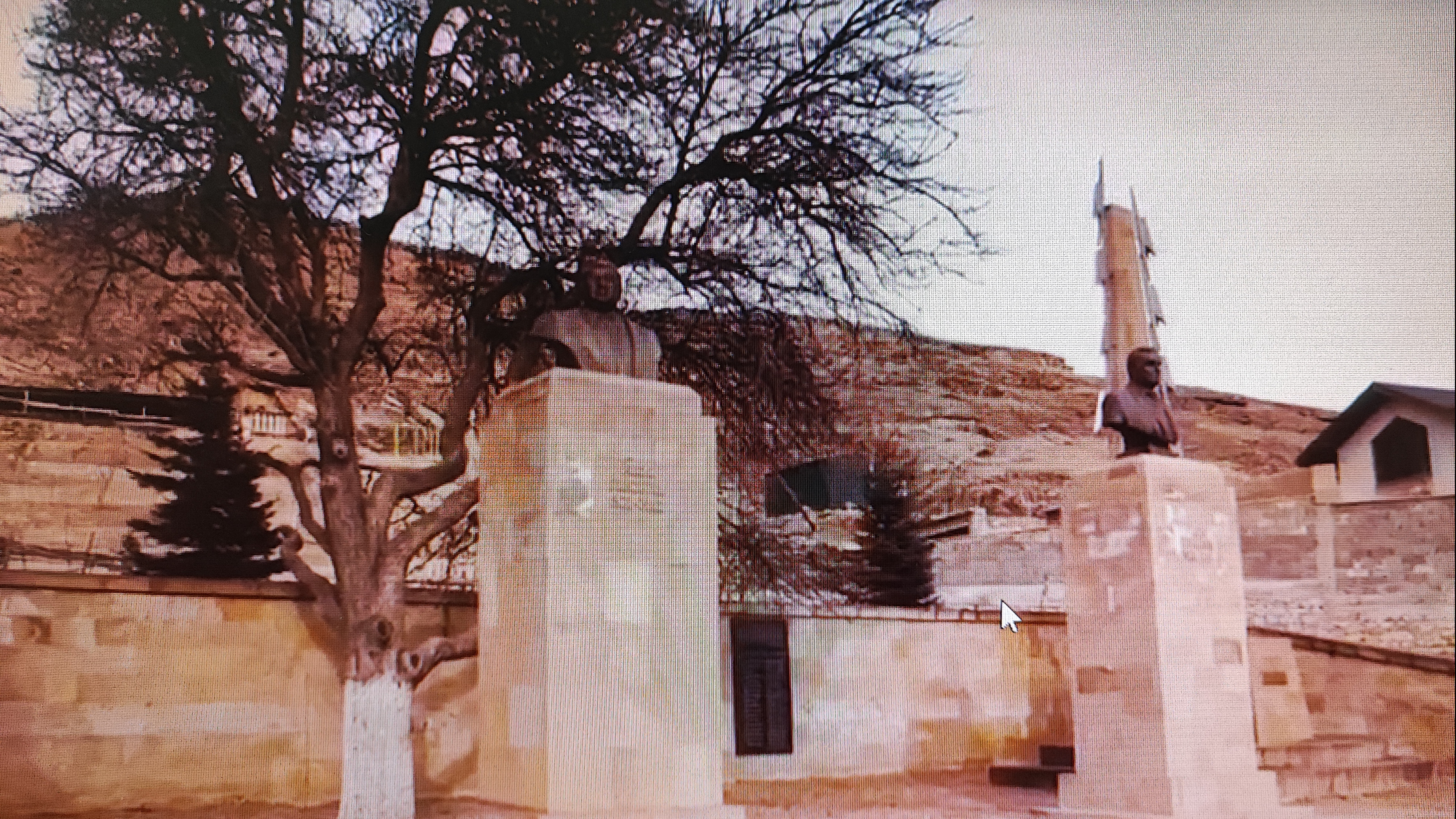 Работники Минтруда РД в Хунзахском районе побывали в родном селе Расула Гамзатова, чтобы присоединиться к акции «Читаем Расула»