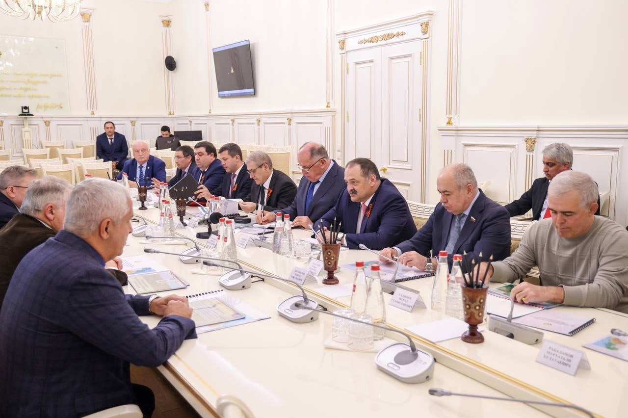 Михаил Ковальчук предложил открыть в Дагестане филиал Курчатовского института и выделить площадку под выведение саженцев автохтонных сортов