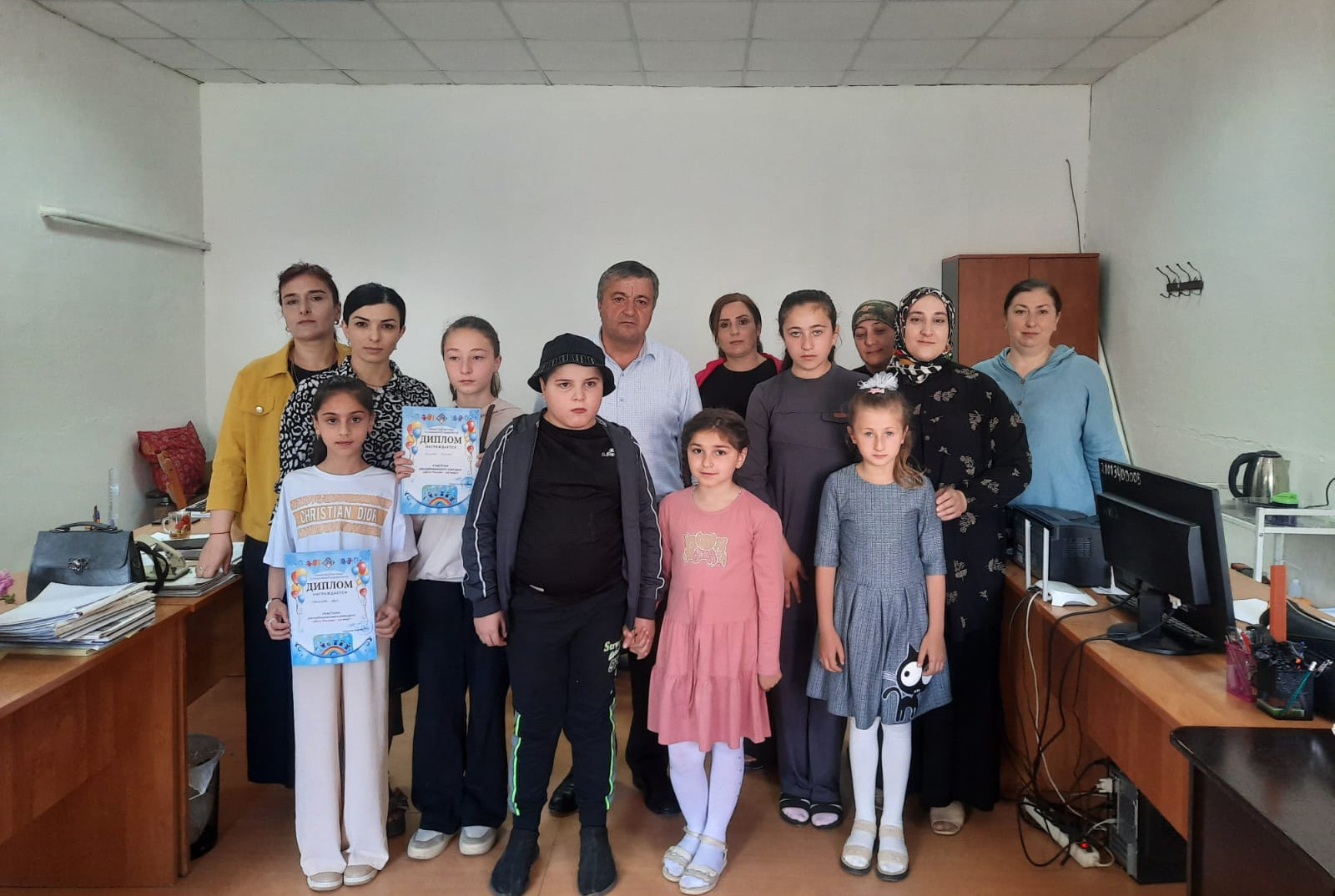 Работники Центра социального обслуживания провели праздничное мероприятие на День защитники детей  июня