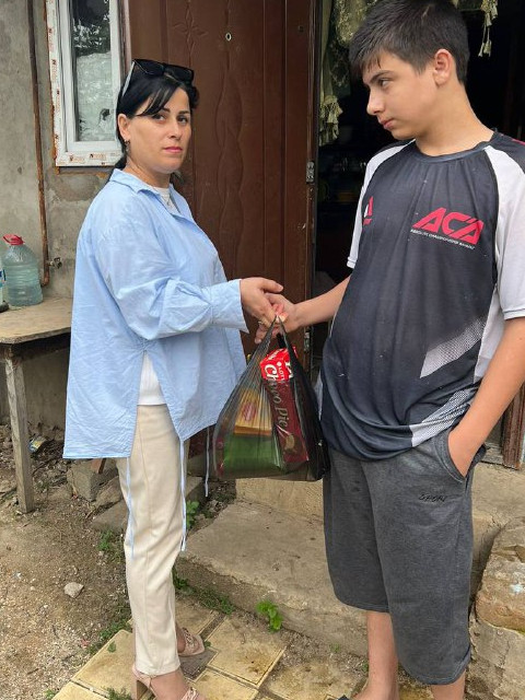 Оказание гуманитарной помощи.