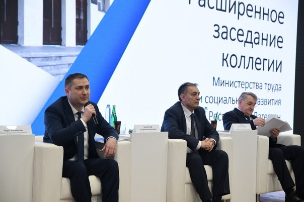 21 февраля, в Историческом парке «Россия – Моя История» прошло расширенное заседание коллегии Министерства труда и социального развития РД под руководством вице-премьера РД Абдурахмана Махмудова