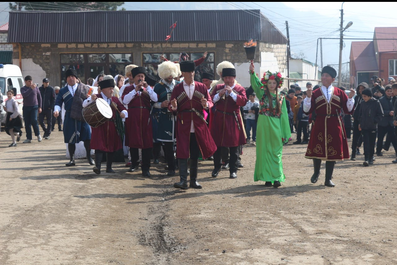 Праздник весны «Эбелцан» отметили в Хивском районе