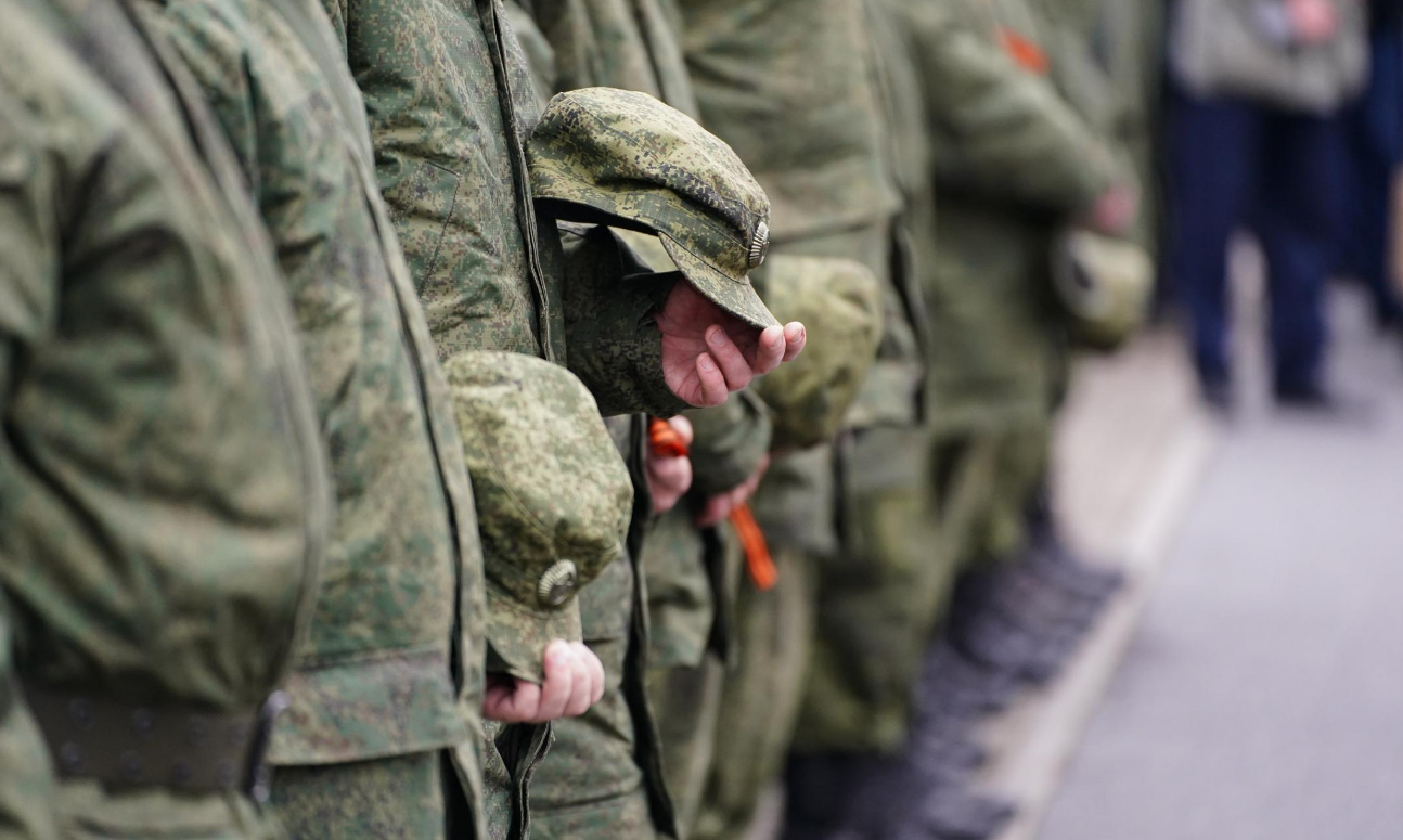 Новые меры поддержки для мобилизованных и добровольцев учредили в Дагестане