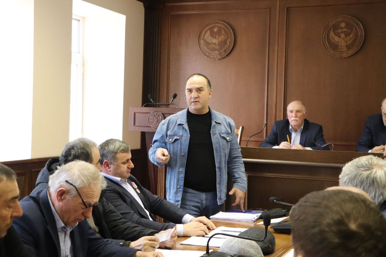 СЕССИЯ СОБРАНИЯ ДЕПУТАТОВ ШАМИЛЬСКОГО РАЙОНА