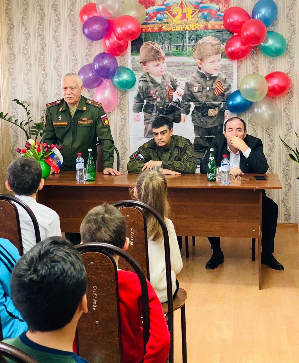 Круглый стол "День защитников Отечества"