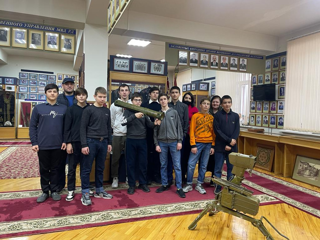 Воспитанники ГКУ РД СРЦН (г. Махачкала) посетили музей истории МВД