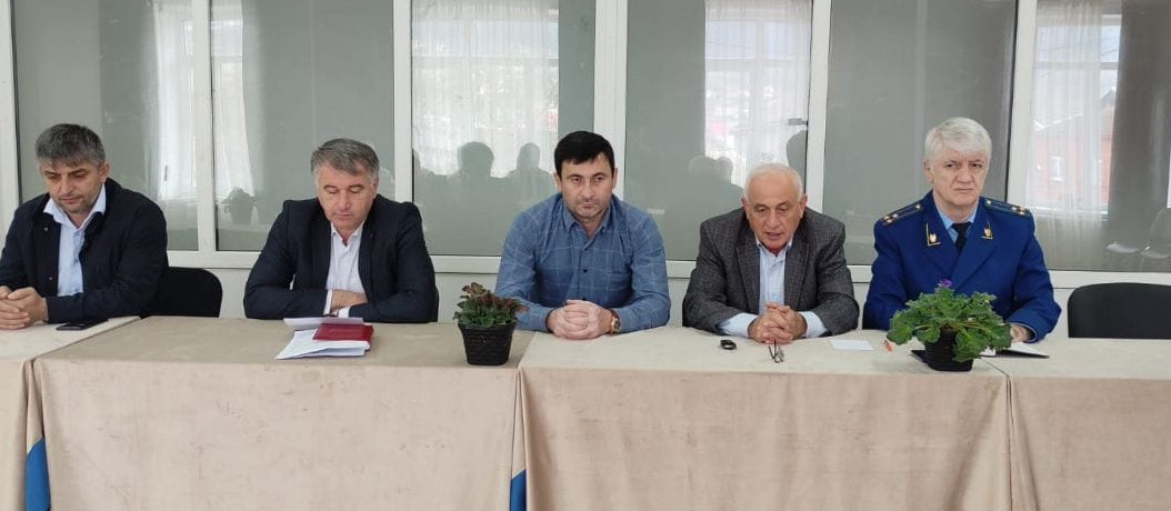 Круглый стол, посвященный проблемам инвалидов по зрению.