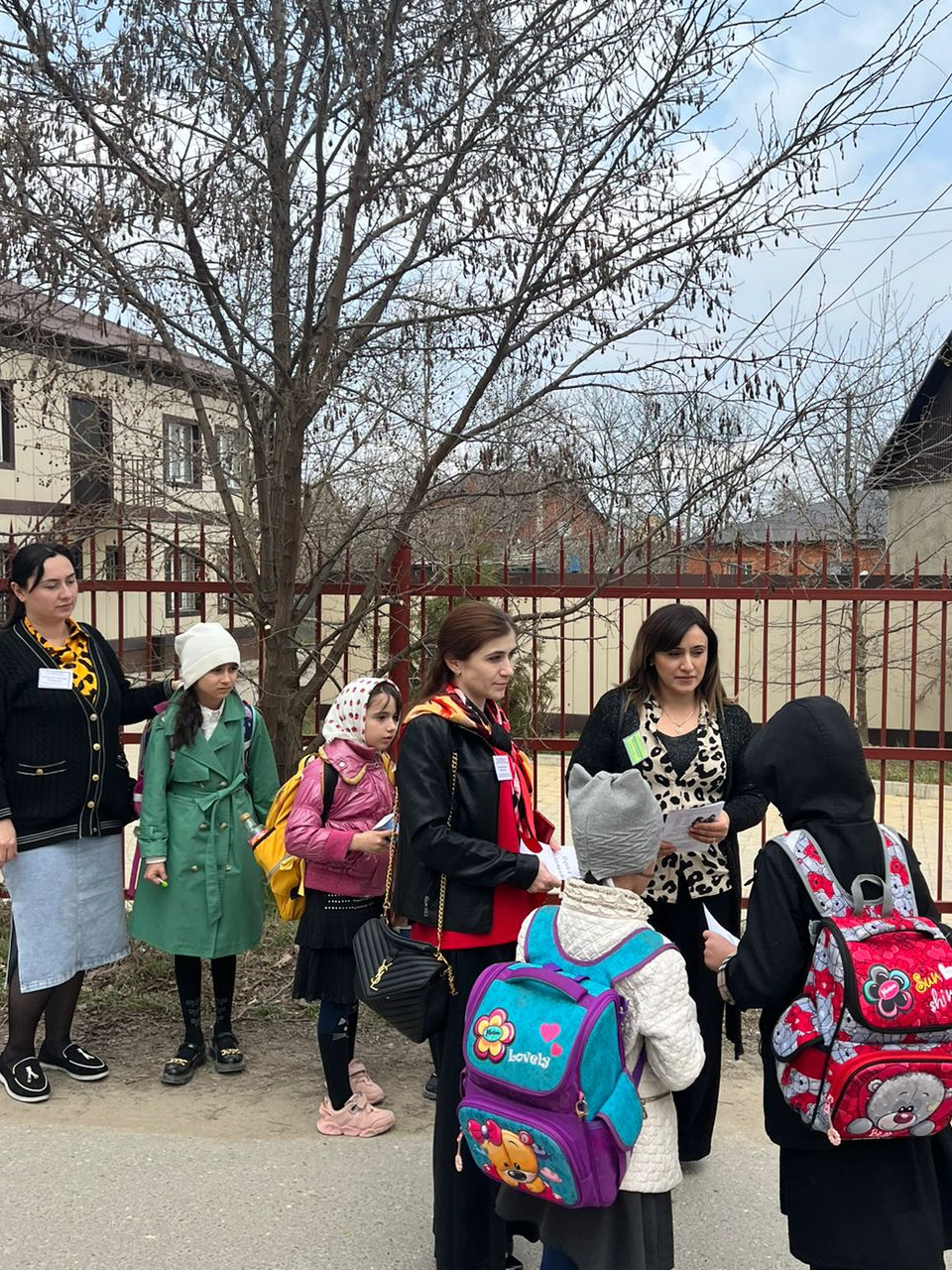 Провели беседу со школьниками