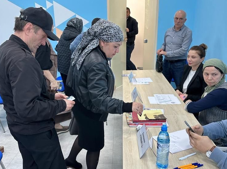 В Махачкалинском Центре занятости провели ярмарку  вакансий для лиц, добровольно отказавшихся от террористической деятельности