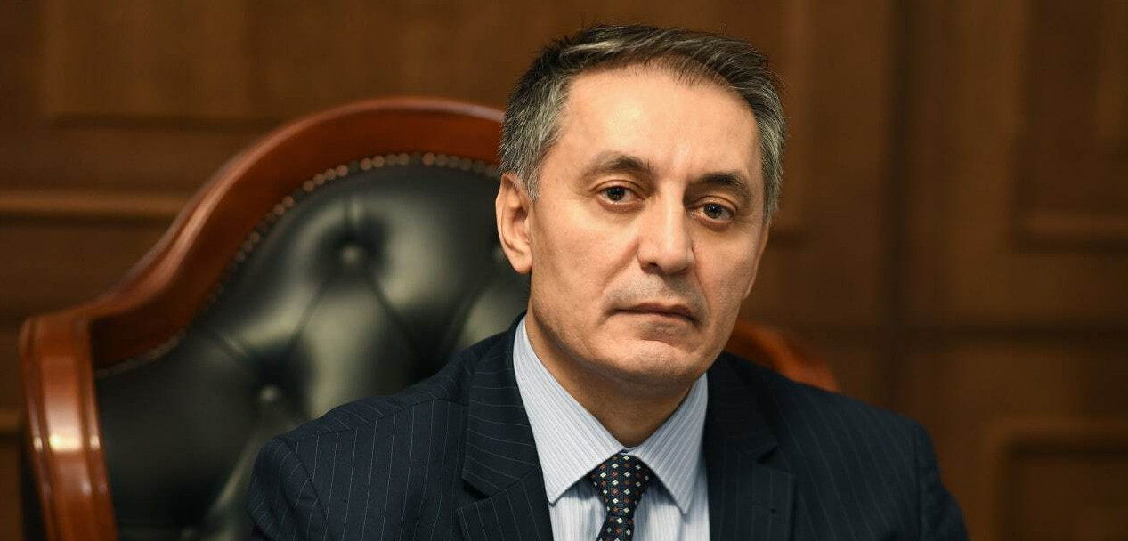 Абдурахман Махмудов поздравил земляков с Днем Героев Отечества.