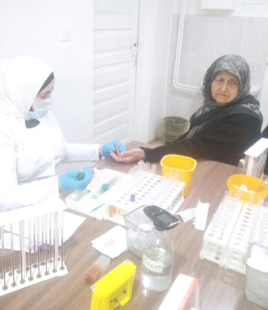 Старше 65 лет