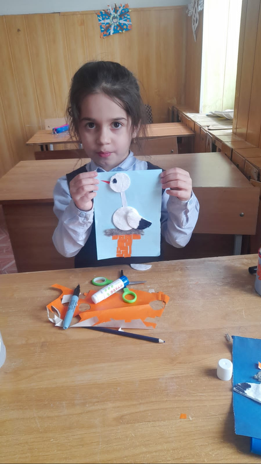 Занятие - Аист из ватных дисков