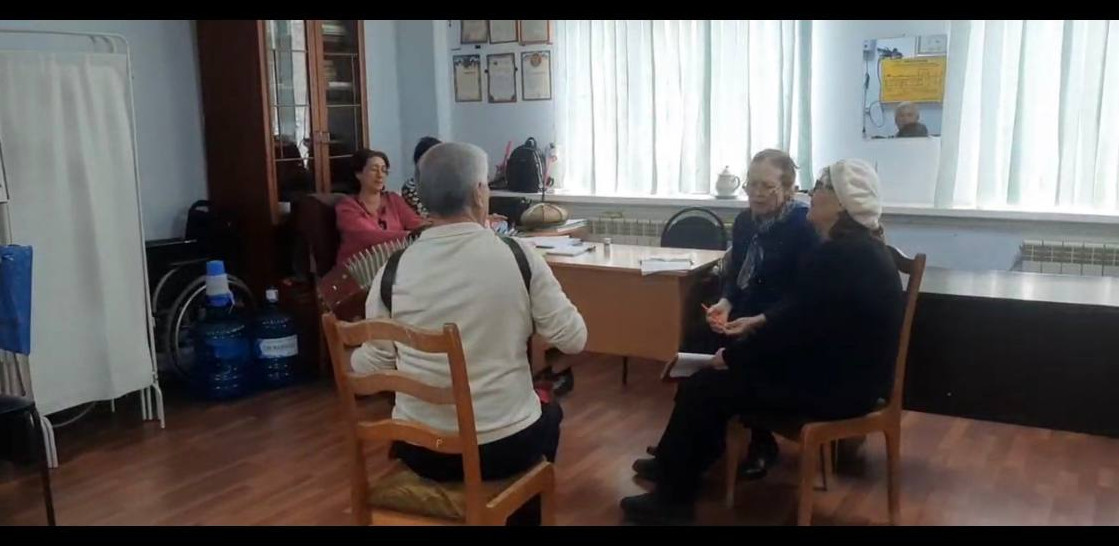 Отделение граждан пожилого возраста и инвалидов в полустационарной форме.