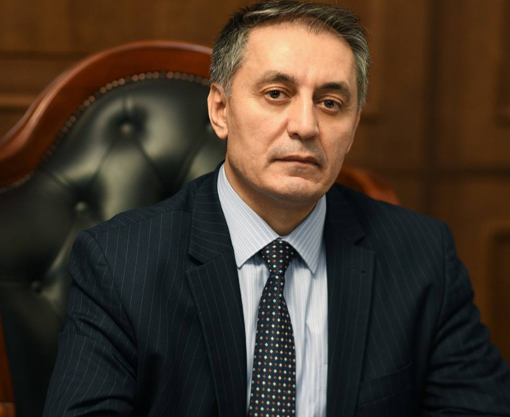 Поздравление коллектива Министерства труда и социального развития Дагестана с профессиональным праздником – Днем социального работника!