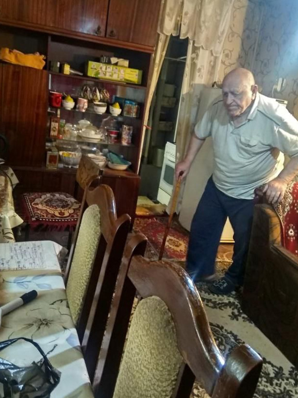 Выполнение работы личной подписью подтверждают сами получатели услуг