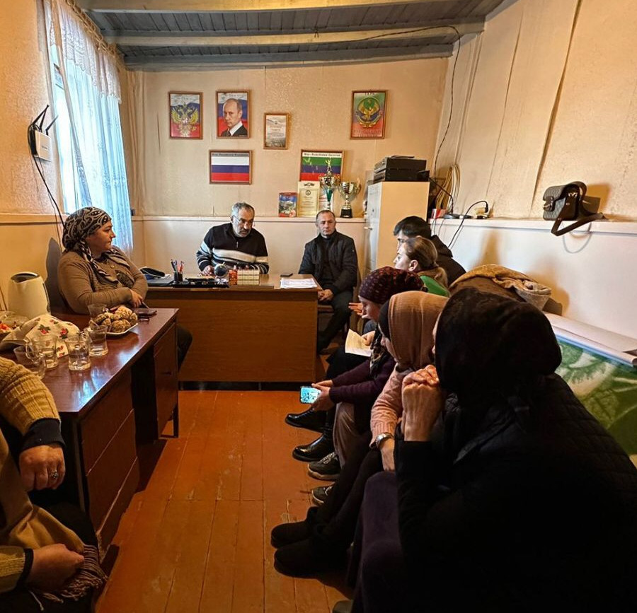 Выезд работников в с. Бацада...