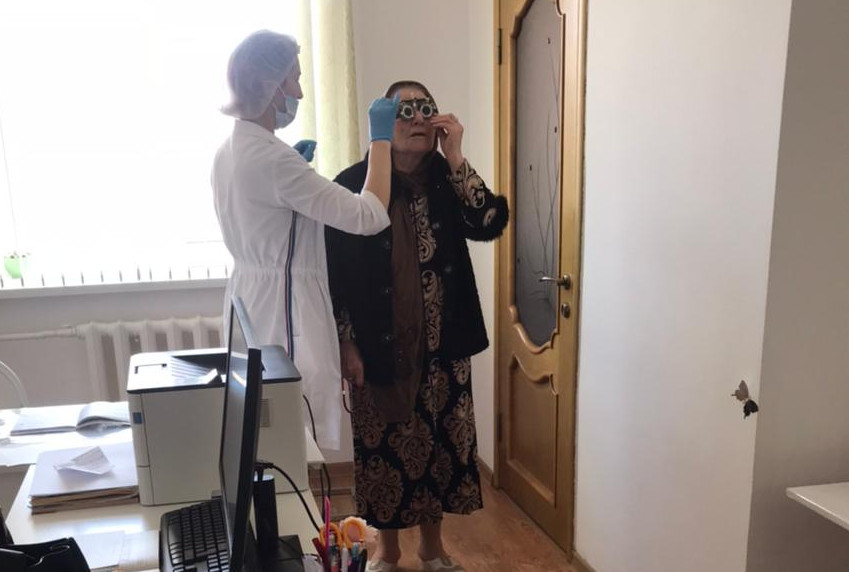 Мобильной бригадой Хунзахского КЦСОН в рамках проекта «Старшее поколение» нацпроекта «Демография» доставлены 12 пожилых в ЦРБ муниципалитета