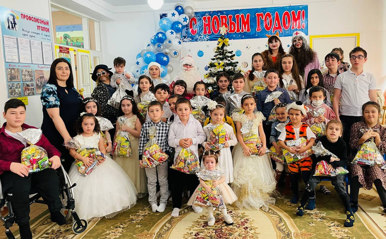 Праздничное мероприятие "Новый год в каждый дом"