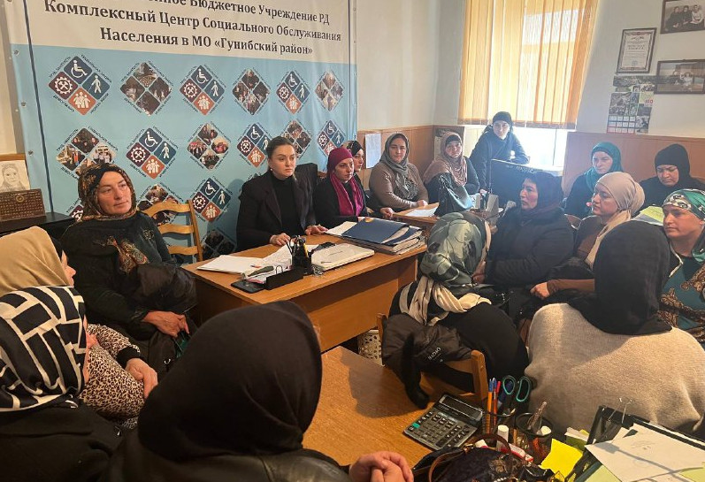 Семинар-совещание с участием социальных работников.