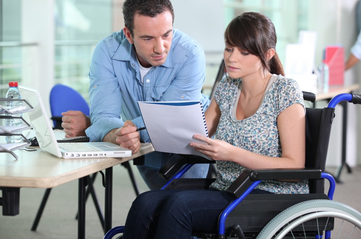 Проведение отбора работодателей для получения субсидии на оборудование (оснащение) рабочих мест для трудоустройства инвалидов