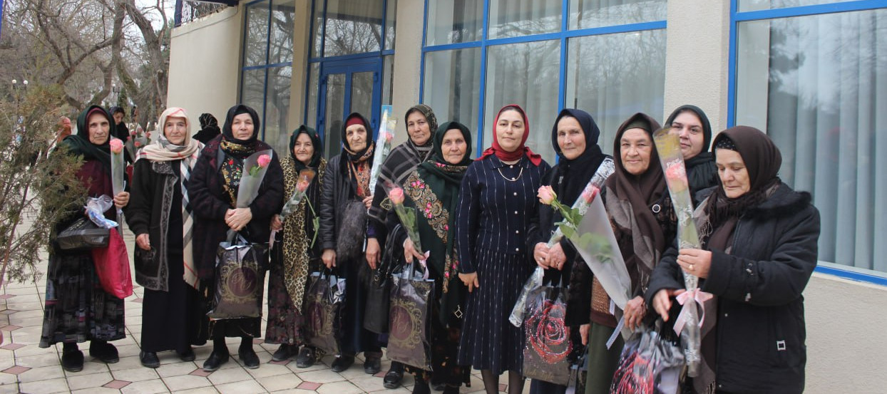 По инициативе Комплексного центра Минтруда РД в Каякентском районе в поддержку семей мобилизованных граждан провели встречу «Сердце матери – неиссякаемый источник чудес»