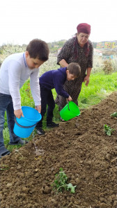С детьми отделения временного пребывания детей и семей с детьми провели мероприятие на тему «1 Мая – праздник весны и труда!»