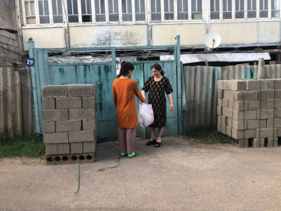 Содействие работников ОДП детей и семей с детьми в проведении акции "Продукты в каждый дом".