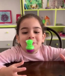 Занятие логопеда.