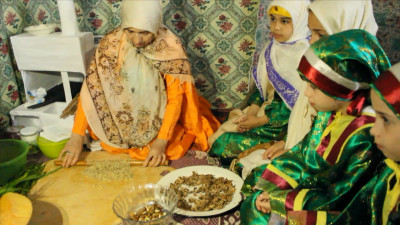 В ГБУ РД КЦСОН в МО « Кайтагский район» с Баршамай в отделении дневного пребывания детей и семей с детьми провели мастер- класс по изготовлению «Чуду из лесного лука» в детско – подростковом интерактивном клубе «Лачин».