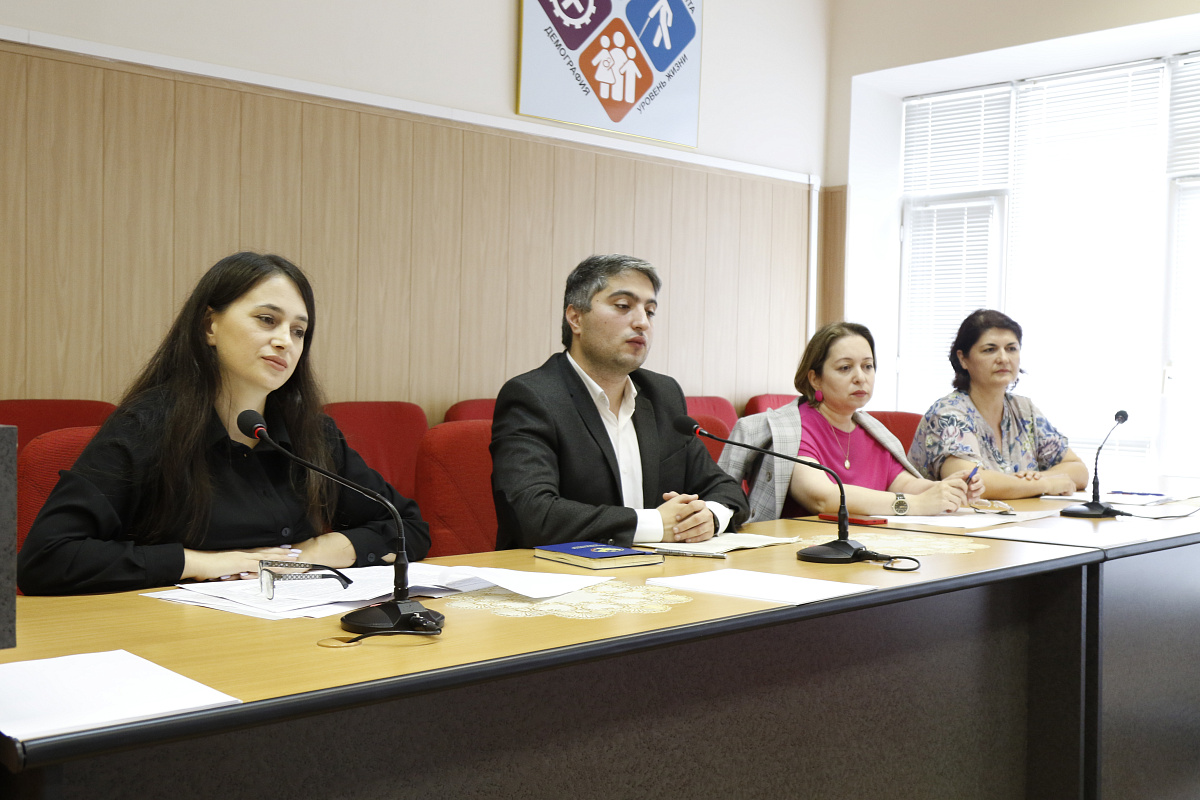 В Минтруда Дагестана прошло мероприятие в рамках молодежного форума общественных сил «Zа Дагестан»