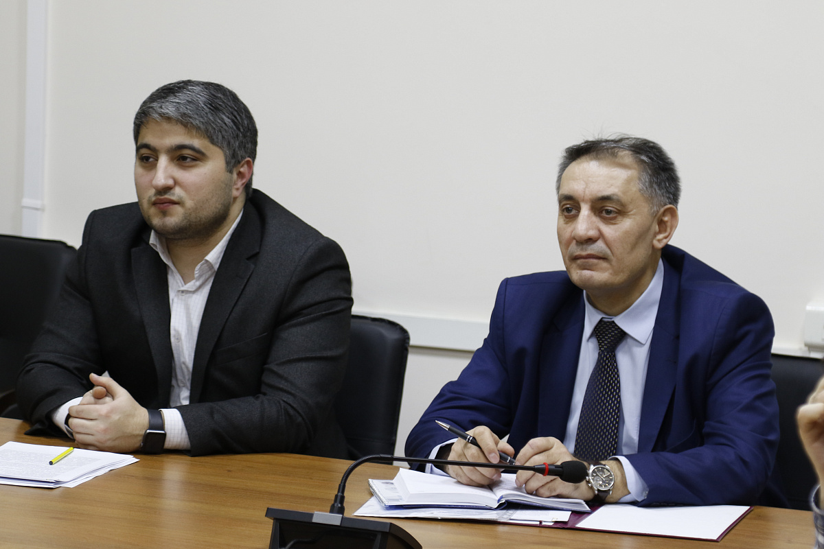 В Министерстве труда Дагестана обсудили перспективы взаимодействия с ассоциацией благотворительных фондов республики.