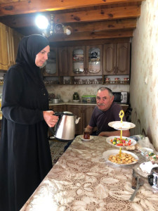 Социальный работник селения Куркли,