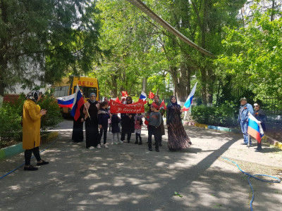 Возложение цветов к памятнику героя Советского Союза А. Султана