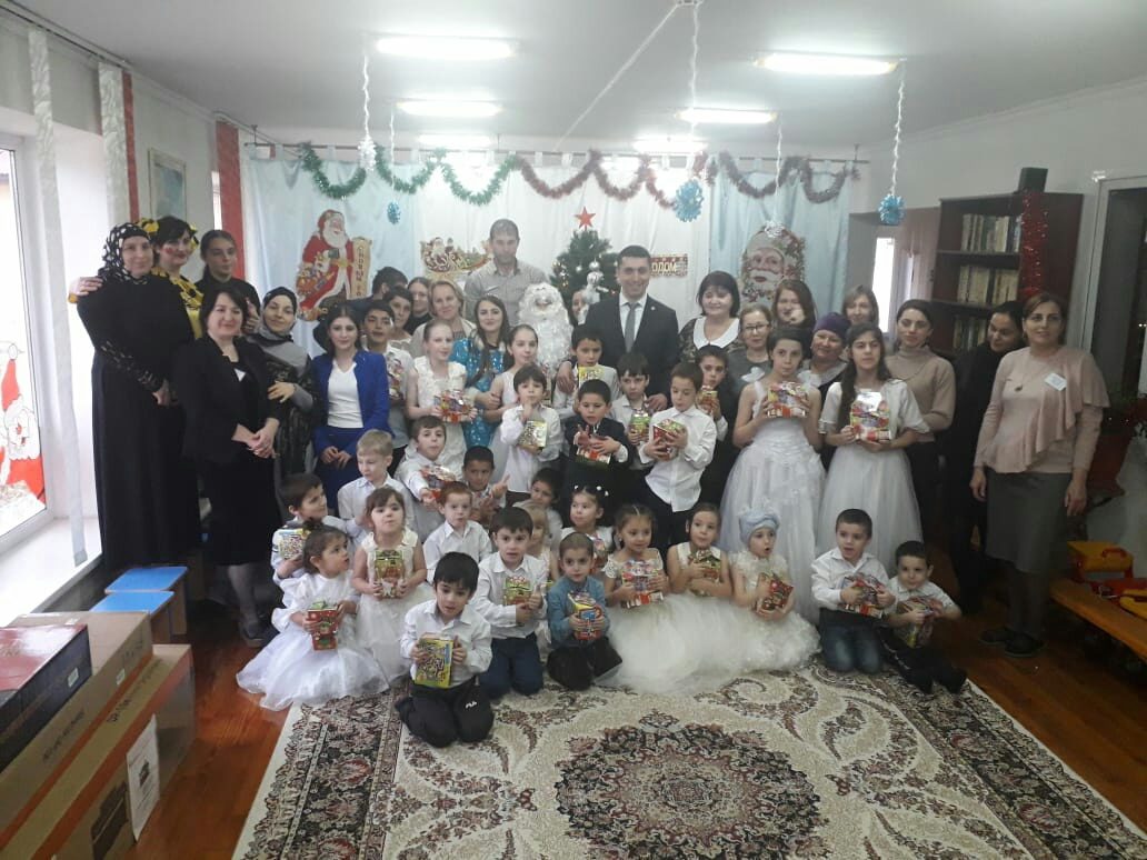 Новогодний флешмоб в центре. 