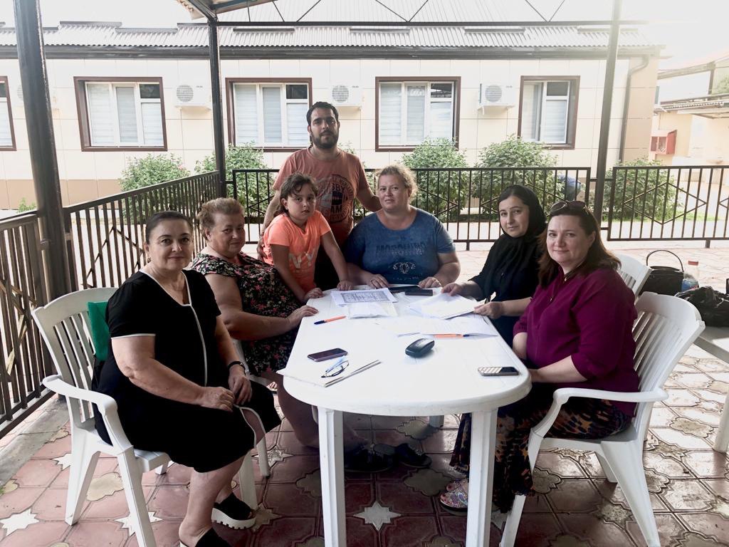 Представители Минтруда Дагестана продолжают работу по оказанию помощи гражданам, прибывшим из Донецкой Народной Республики  