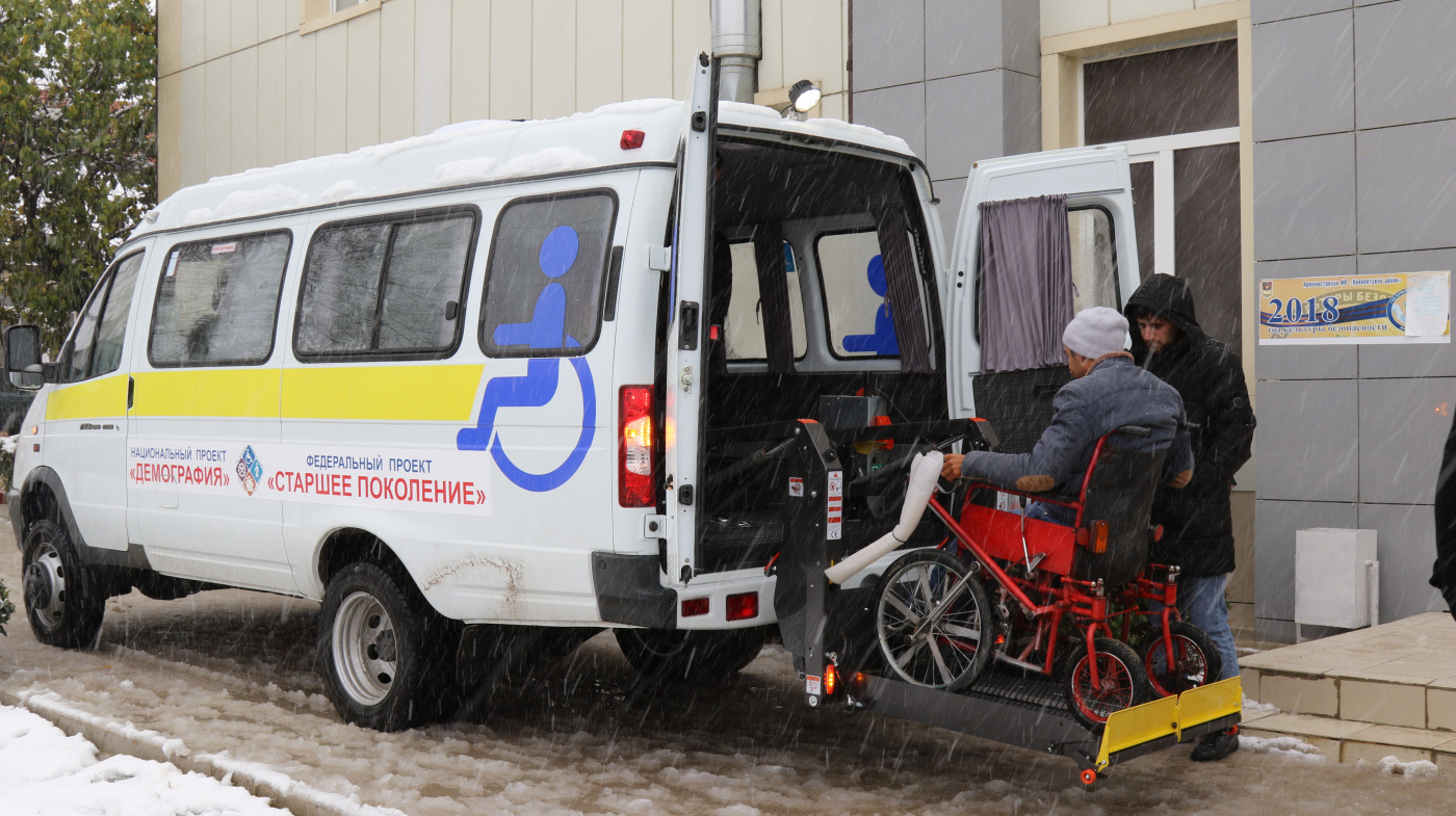 Социальные учреждения Минтруда Дагестана  протестировали спецавтотранспорт приобретенный в рамках нацпроекта «Демография»