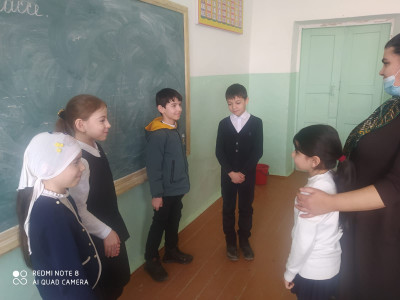 16.03.2022г. ГБУ РД КЦСОН в МО «Хасавюртовский район» психолог Байрашова М .Д. отделения СОД и СД провела коррекционно-развивающее занятие по программе создания условий преодоления страхов у детей «Я все смогу!».подготовительная группа.с.Ботаюрт