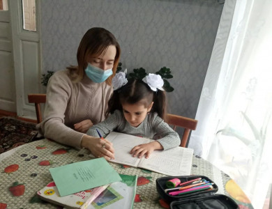 Индивидуальные занятия на дому с подопечными детьми.4