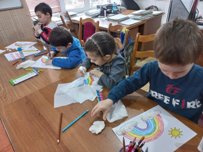 Начались занятия в очередном наборе группы "Радуга"