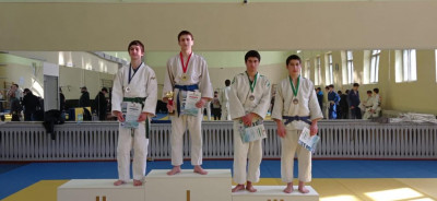 Дзюдо среди юношей