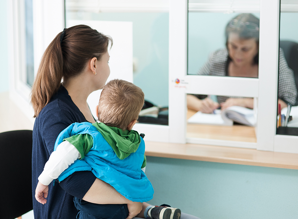 Минтруд продолжает реализацию нацпроекта «Демография» - «Финансовая поддержка семей при рождении детей»