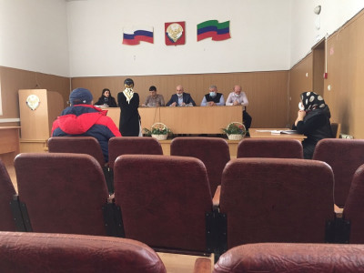 По делам несовершеннолетних