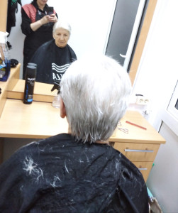 В отделении дневного пребывания граждан пожилого возраста и инвалидов.