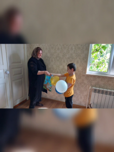 Детская улыбка и радостные глазки