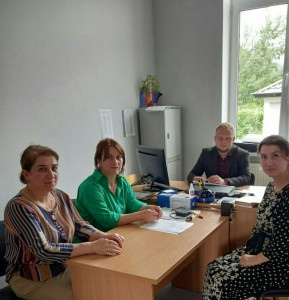 Содействие в записи подопечных в летний лагерь "Территория лета" в с.Цмур.